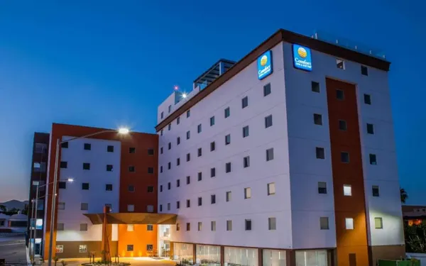 Comfort Inn & Suites Los Cabos — destination for your private SJD transfer